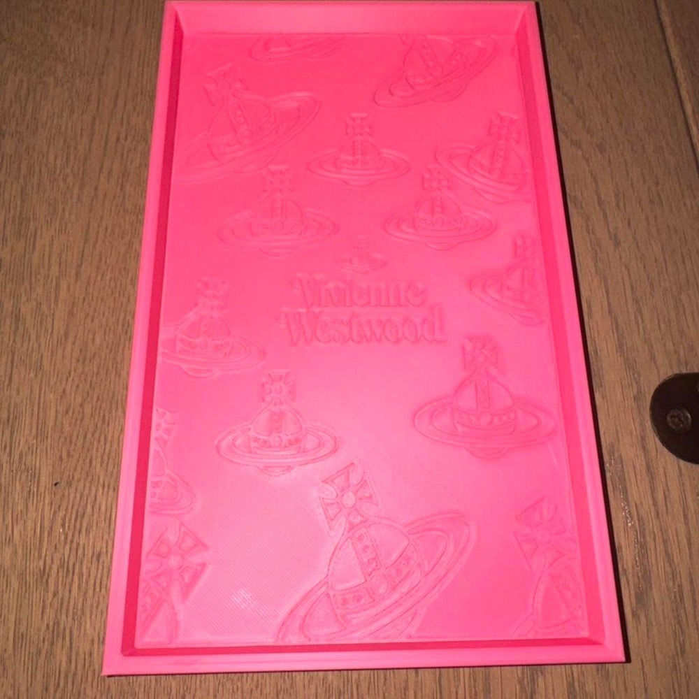 Pink Tray - Picture 2 of 3